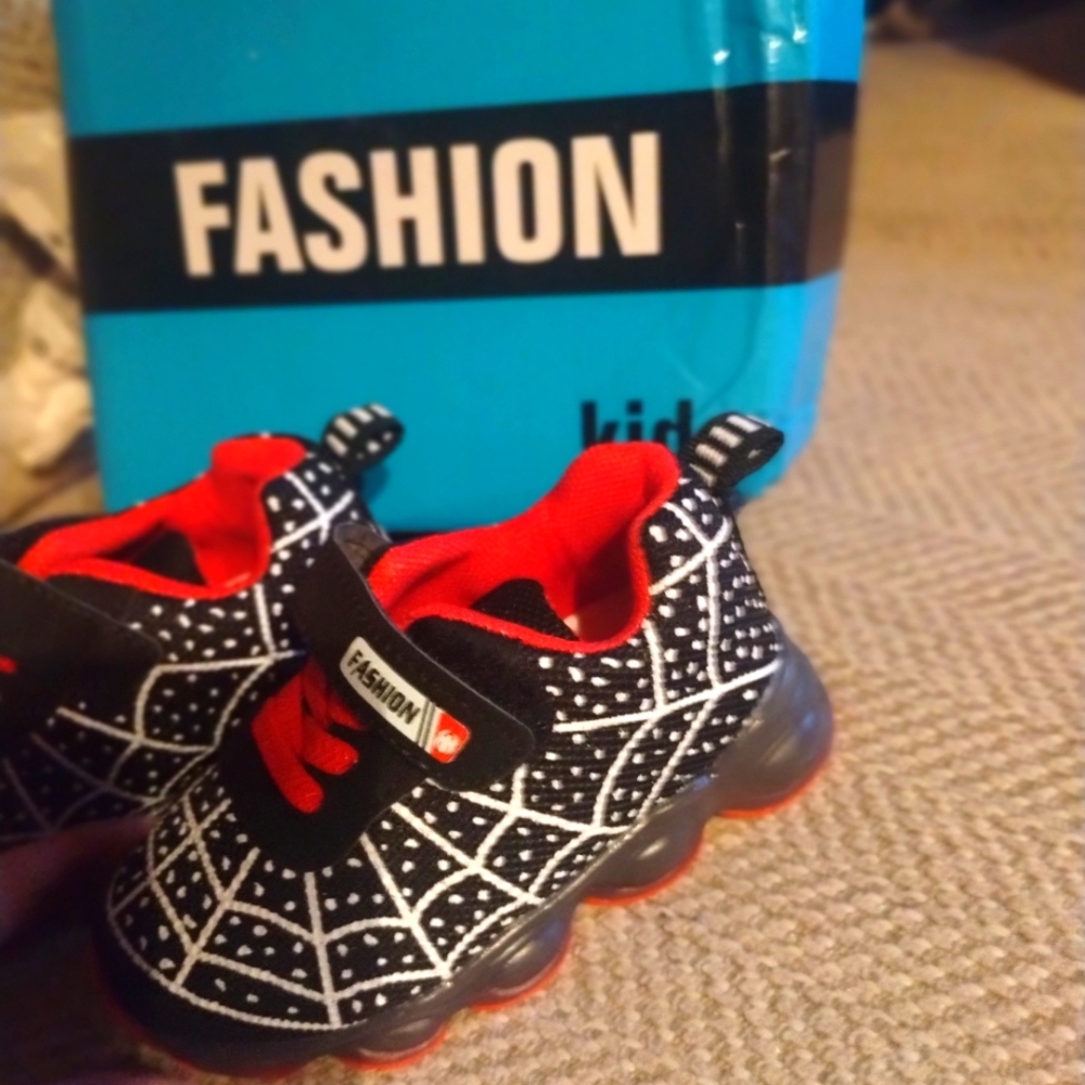 Toddler shoes